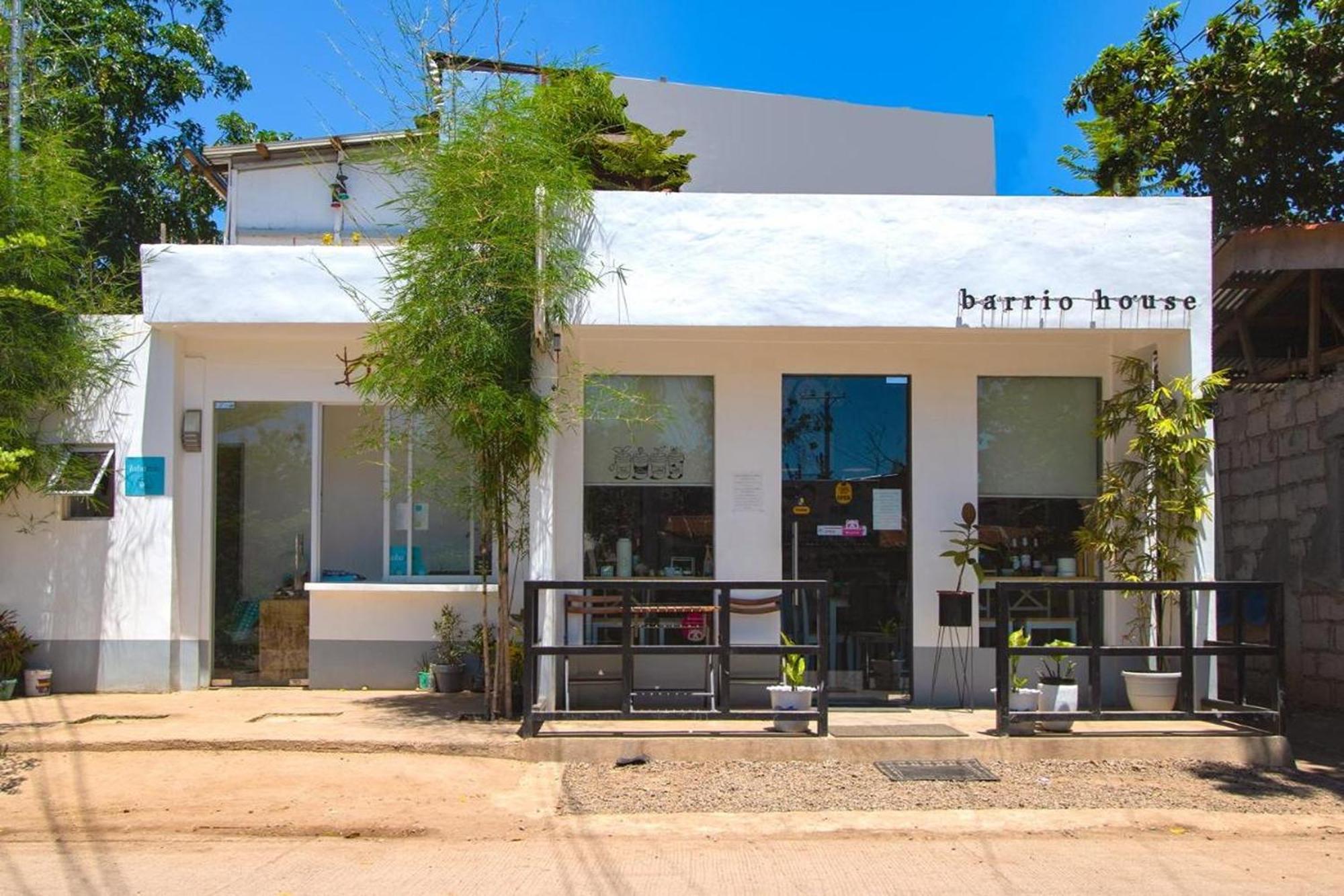 Hometel Barrio House Mactan Lapu-Lapu City Exteriör bild